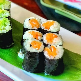 Spicy Salmon Hand Roll